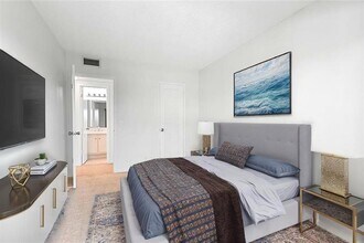 410 Fanshaw J in Boca Raton, FL - Building Photo - Building Photo