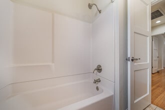 549 N La Sena Ave, Unit Main House in West Covina, CA - Building Photo - Building Photo