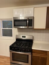 507 Middlesex Ave, Unit B in Metuchen, NJ - Building Photo - Building Photo