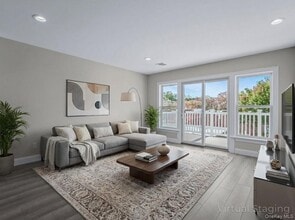 110 School St in Glen Cove, NY - Foto de edificio - Building Photo