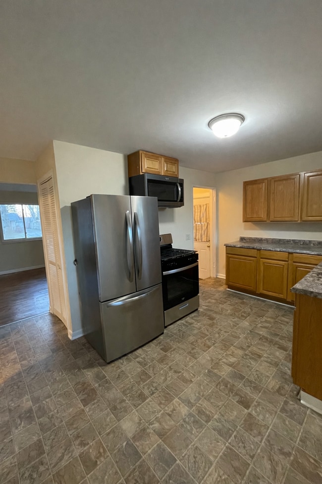 property at 2886 Grant Dr