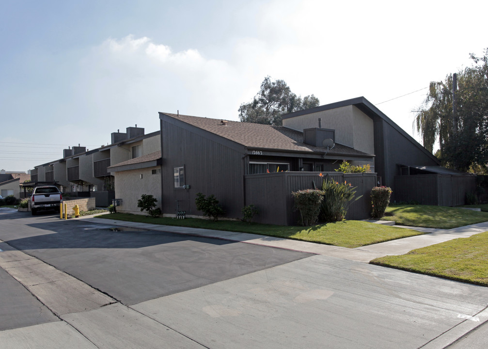 12662 Lorna St in Garden Grove, CA - Building Photo