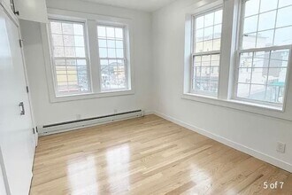452 64th St in West New York, NJ - Building Photo - Building Photo