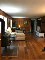 208 Grafton Turnpike Rd in Canaan, NH - Building Photo