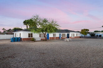 1614 W Osborn Rd in Phoenix, AZ - Building Photo - Building Photo