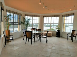 14021 Bellagio Way, Unit 401 in Osprey, FL - Building Photo - Building Photo