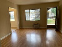 13960 Burbank Blvd, Unit 5 photo'