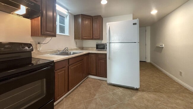 510 W Olive Ave in Redlands, CA - Building Photo - Building Photo