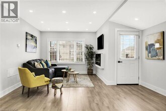 274 Margaret Ave in Hamilton, ON - Building Photo - Building Photo