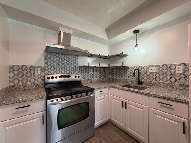 158-162-162 Water St in Lawrence, MA - Building Photo - Building Photo