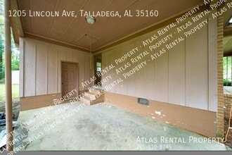 1205 Lincoln Ave in Talladega, AL - Building Photo - Building Photo