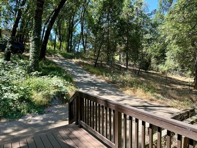 12764 Shady Creek Dr in Nevada City, CA - Building Photo - Building Photo