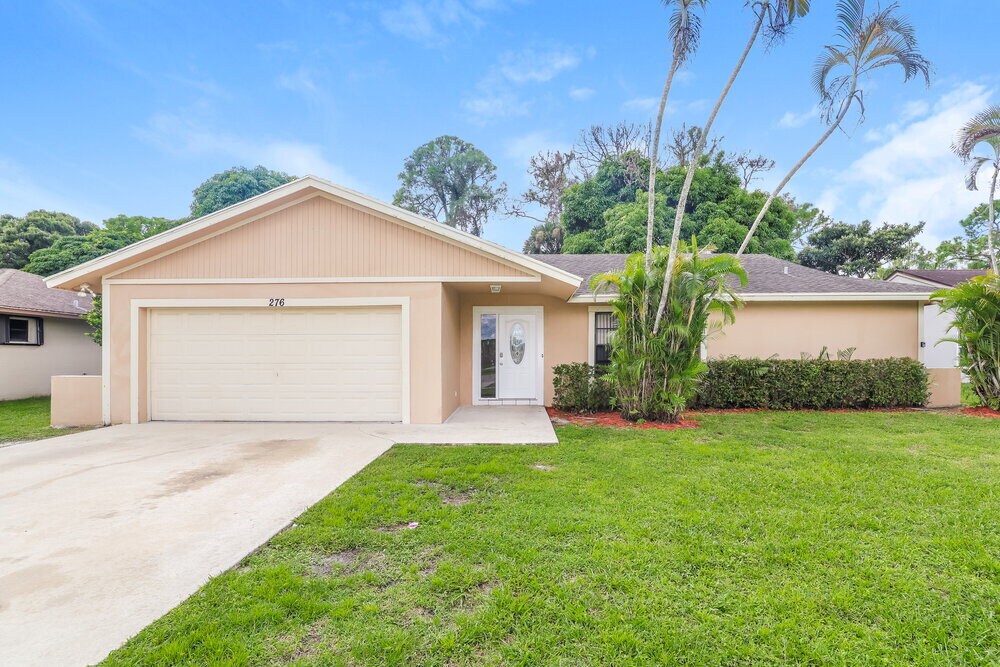 276 Ponce De Leon St in Royal Palm Beach, FL - Foto de edificio