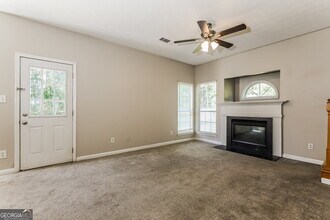 100 Stanfield Ct in Hampton, GA - Building Photo - Building Photo
