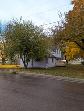 500 Skyview Ave in Lafayette, MN - Foto de edificio - Building Photo