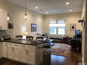 40 Division St-Unit -3F in Farmingdale, NY - Building Photo - Building Photo