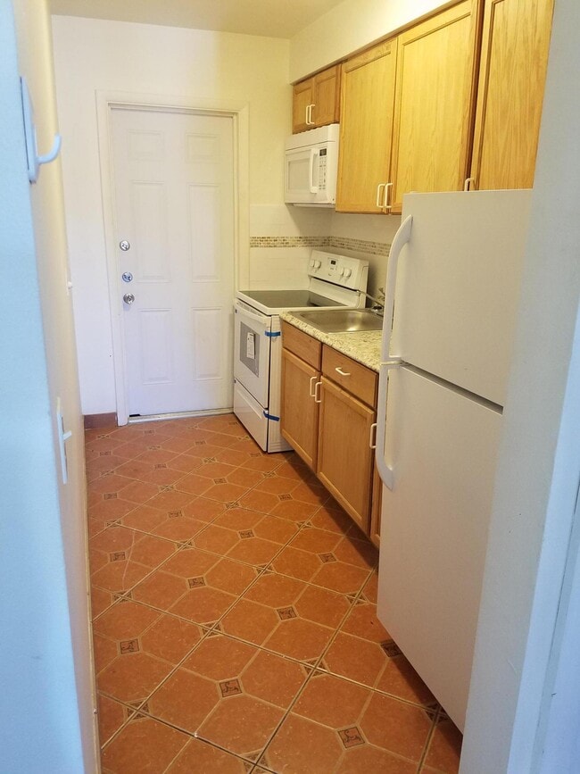 311 Inlet Way in West Palm Beach, FL - Building Photo - Building Photo