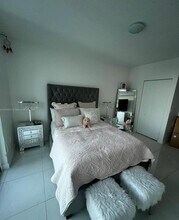 185 SW 7th St, Unit 1714 in Miami, FL - Building Photo - Building Photo