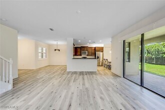11623 Meadowrun Cir in Ft. Myers, FL - Building Photo - Building Photo