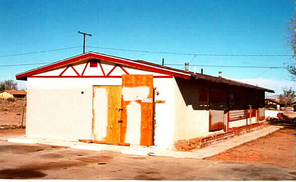 16572 Live Oak Ave in Hesperia, CA - Building Photo - Building Photo