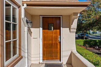 385 Randolph St in Napa, CA - Building Photo - Building Photo