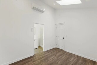 620 N Cambridge St in Orange, CA - Building Photo - Building Photo