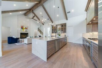 3311 Regent Dr in Dallas, TX - Building Photo - Building Photo