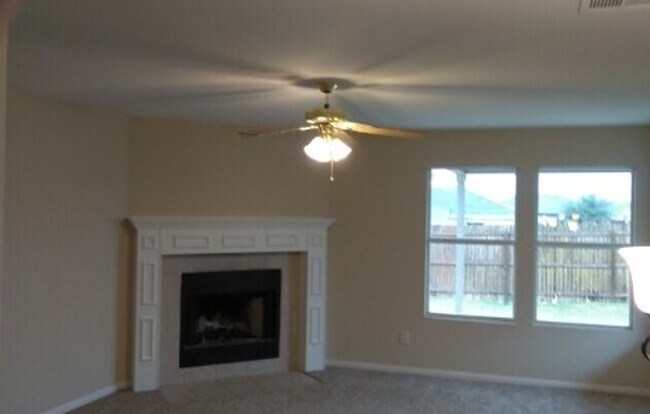 3806 Bull Run Dr in Killeen, TX - Building Photo - Building Photo