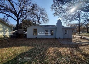 3725 Selma St in Fort Worth, TX - Building Photo - Building Photo