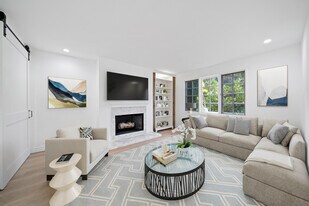2118 3rd St, Unit 2118andahalf in Santa Monica, CA - Building Photo