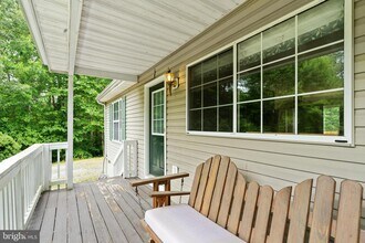 556 Ramoth Church Rd in Fredericksburg, VA - Building Photo - Building Photo