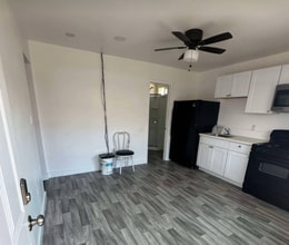 415 Iona Dr in San Diego, CA - Building Photo - Building Photo