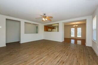 154 Paxton Pl in Newnan, GA - Building Photo - Building Photo