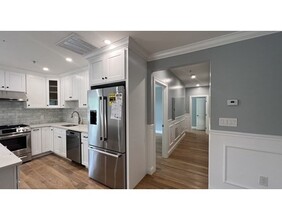 336 Cambridge St-Unit -2L in Burlington, MA - Foto de edificio - Building Photo