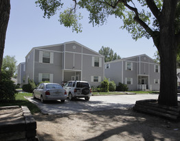 3804-3812 Idaho St in Evans, CO - Building Photo