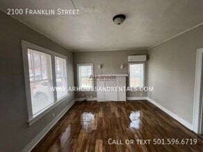 2100 Franklin St in North Little Rock, AR - Building Photo - Building Photo