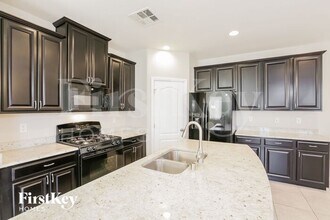 867 Earth Luster Rd in Las Vegas, NV - Building Photo - Building Photo