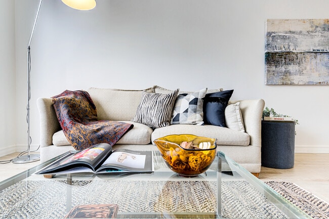 property at 329 Notre Dame Rue E