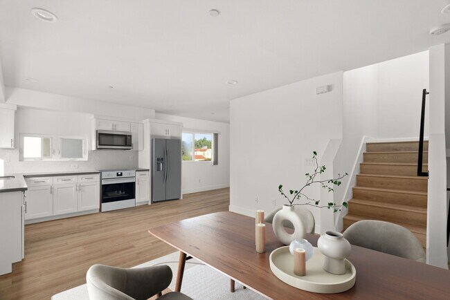property at 1841 S Longwood Ave