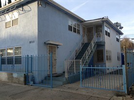 2111 W Florence Ave in Los Angeles, CA - Building Photo