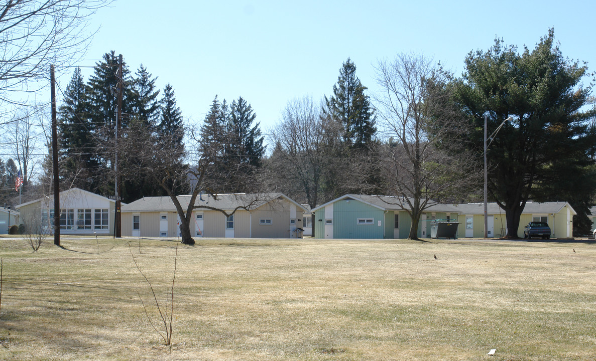 Riverside Park in Blossburg, PA - Building Photo