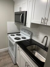 36 S East St in Amherst, MA - Building Photo - Building Photo