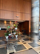 201 N Westshore Dr in Chicago, IL - Building Photo - Building Photo
