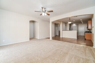 6826 W St Charles Ave in Phoenix, AZ - Building Photo - Building Photo