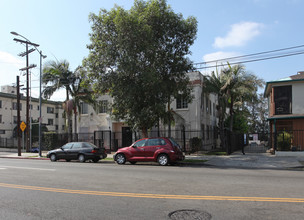 Bews Apartments in Los Angeles, CA - Foto de edificio - Building Photo