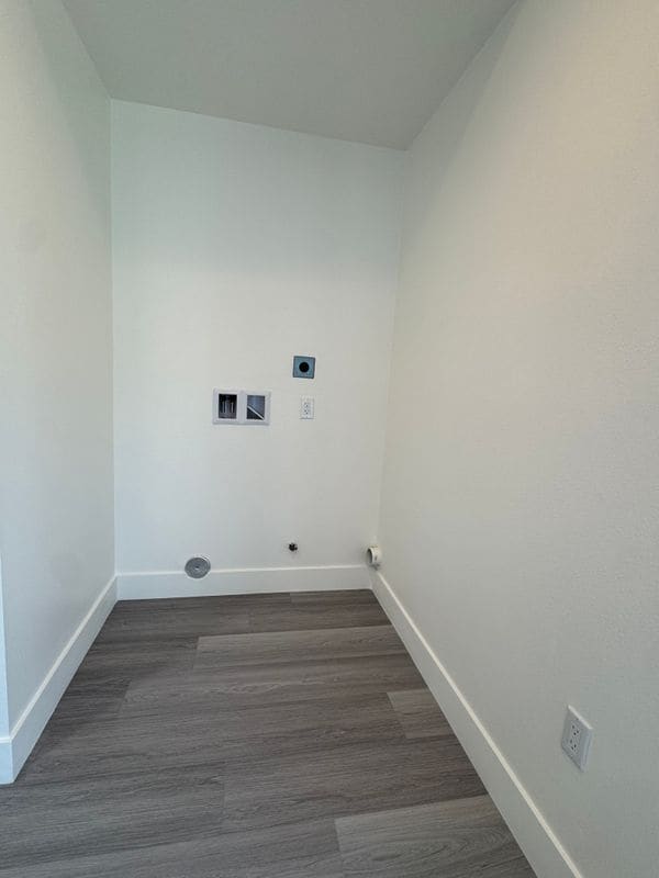 7875 Glencoe Drive in Huntington Beach, CA - Building Photo - Building Photo