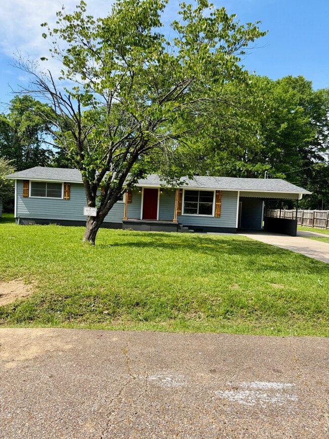 property at 3610 Davis St