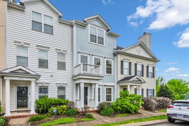 property at 4316 Summercrest Blvd