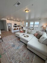 8392 S Sky Mirror Ln, Unit 301 in Sandy, UT - Building Photo