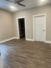 430 W Locust St in Johnson City, TN - Building Photo - Building Photo